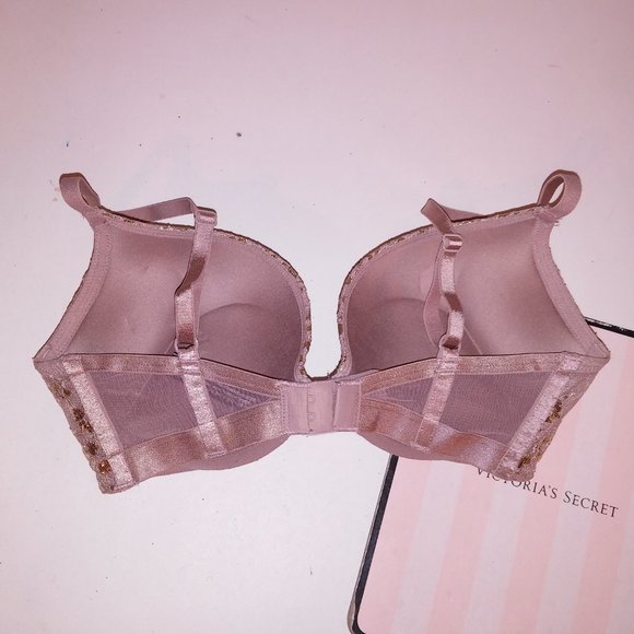Victoria Secret Bra - Picture 4 of 5